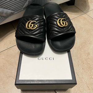 Gucci Marmont GG Slides